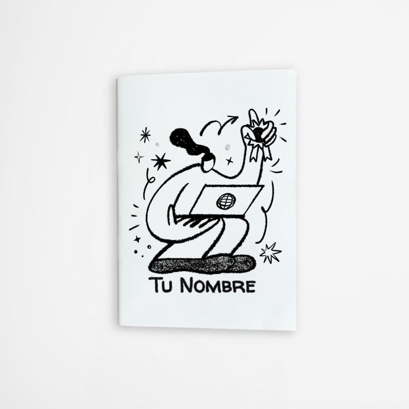 libreta con ilustración creativa de persona usando portátil y levantando un trofeo, estilo artístico en blanco y negro