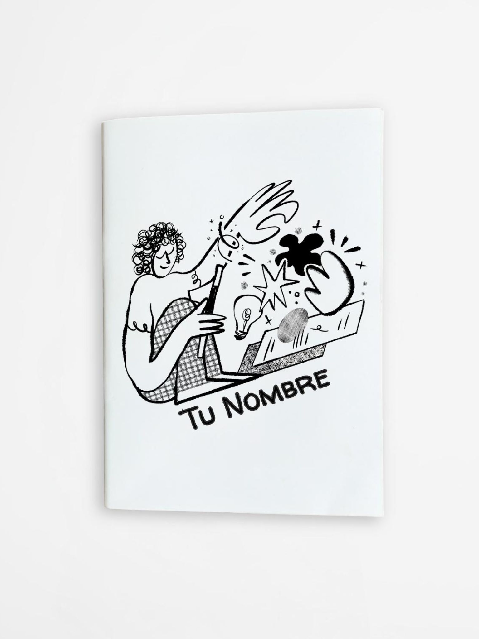 libreta con diseño artístico en blanco y negro de personaje creativo dibujando, ideal para personalizar con tu nombre