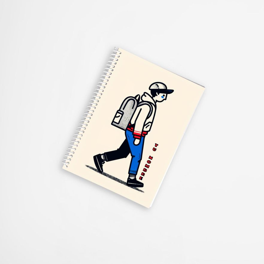 libreta de anillas con diseño creativo de un niño con mochila caminando, ilustración en estilo moderno