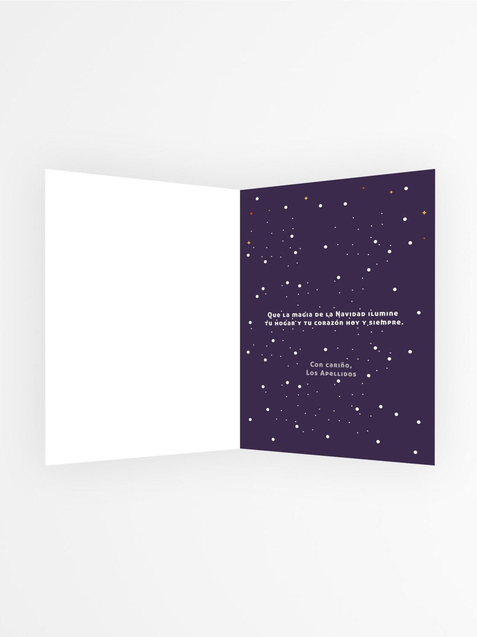 Interior de tarjeta de Navidad personalizada con mensaje emotivo y fondo estrellado en tonos p&uacute;rpura.