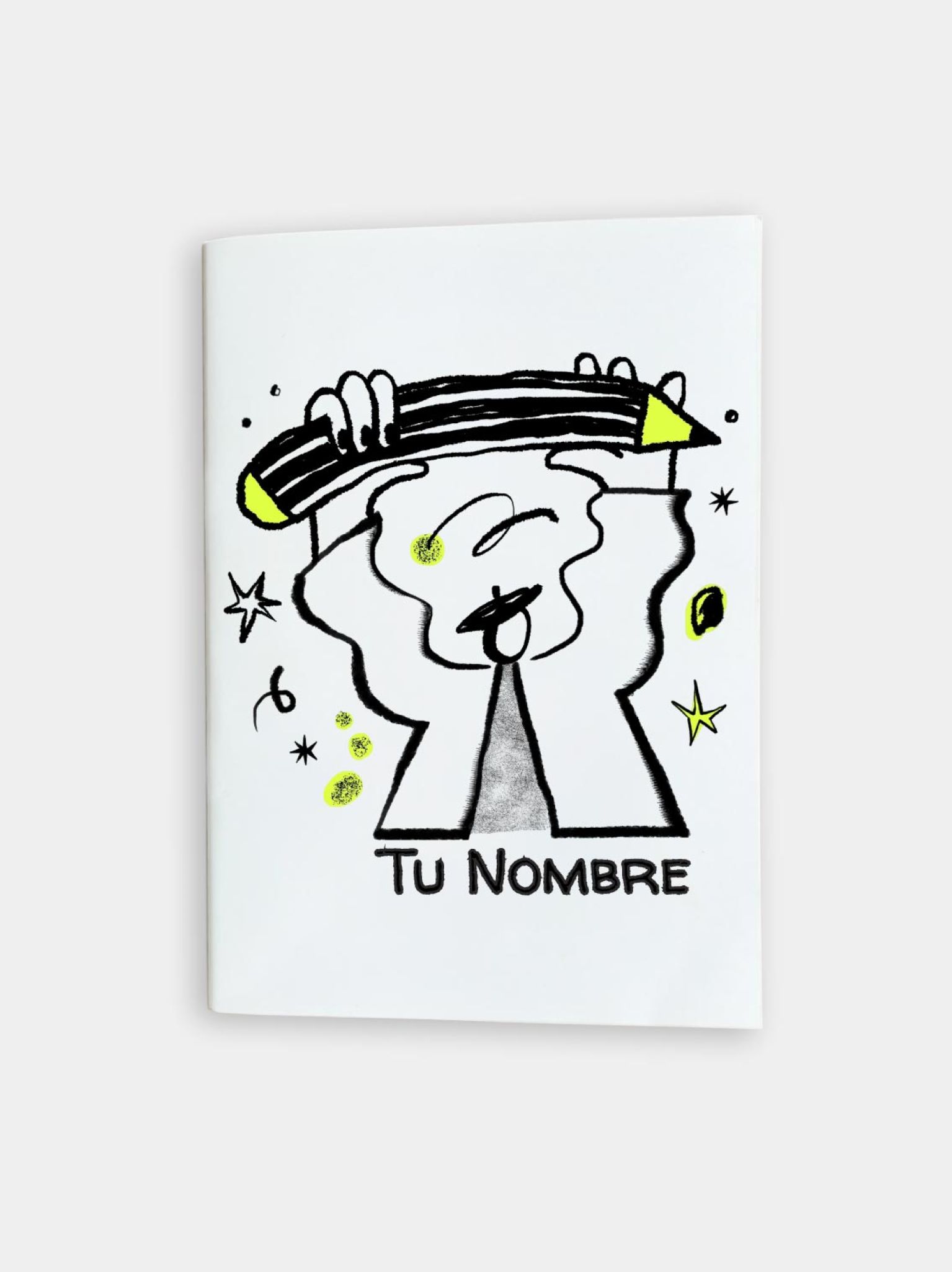 libreta con ilustraci&oacute;n creativa de personaje sosteniendo un l&aacute;piz gigante en blanco y negro con detalles en verde fluorescente